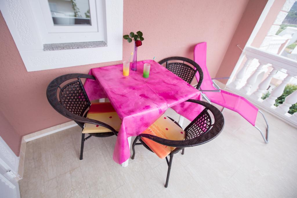 Apartments Dunja Piric ロパール 部屋 写真