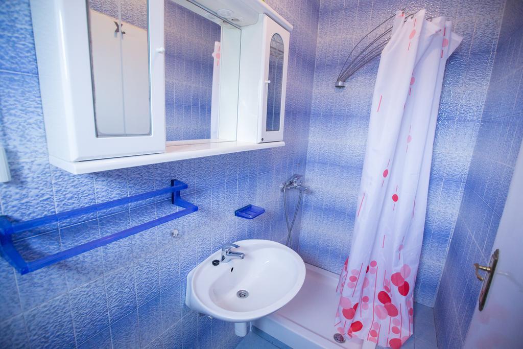 Apartments Dunja Piric ロパール 部屋 写真