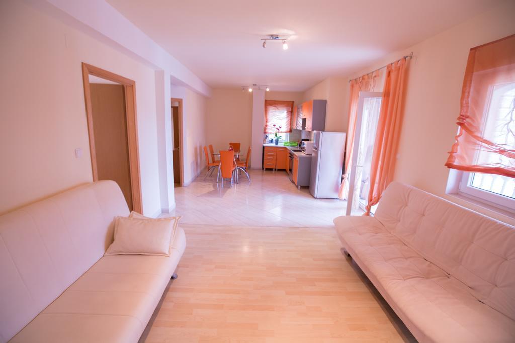 Apartments Dunja Piric ロパール 部屋 写真