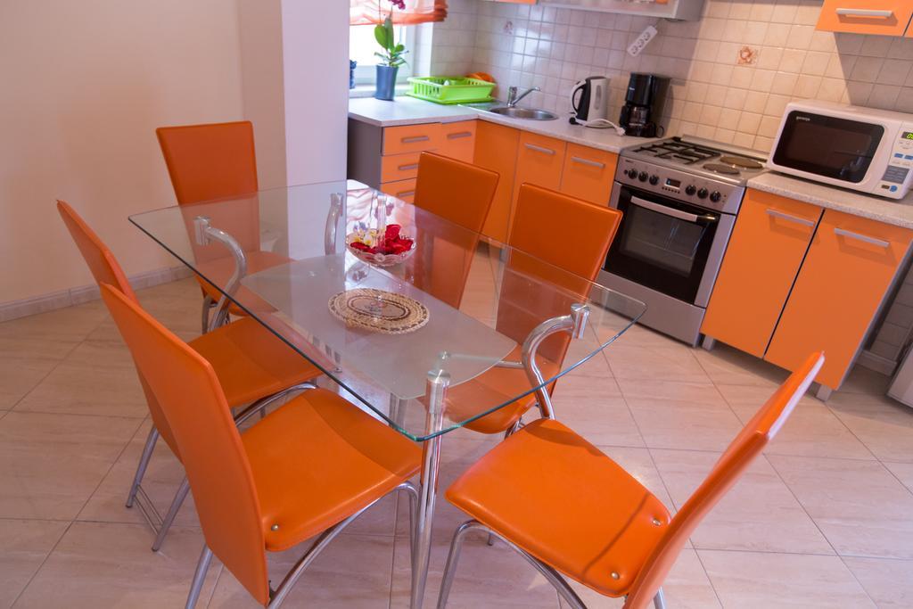 Apartments Dunja Piric ロパール 部屋 写真